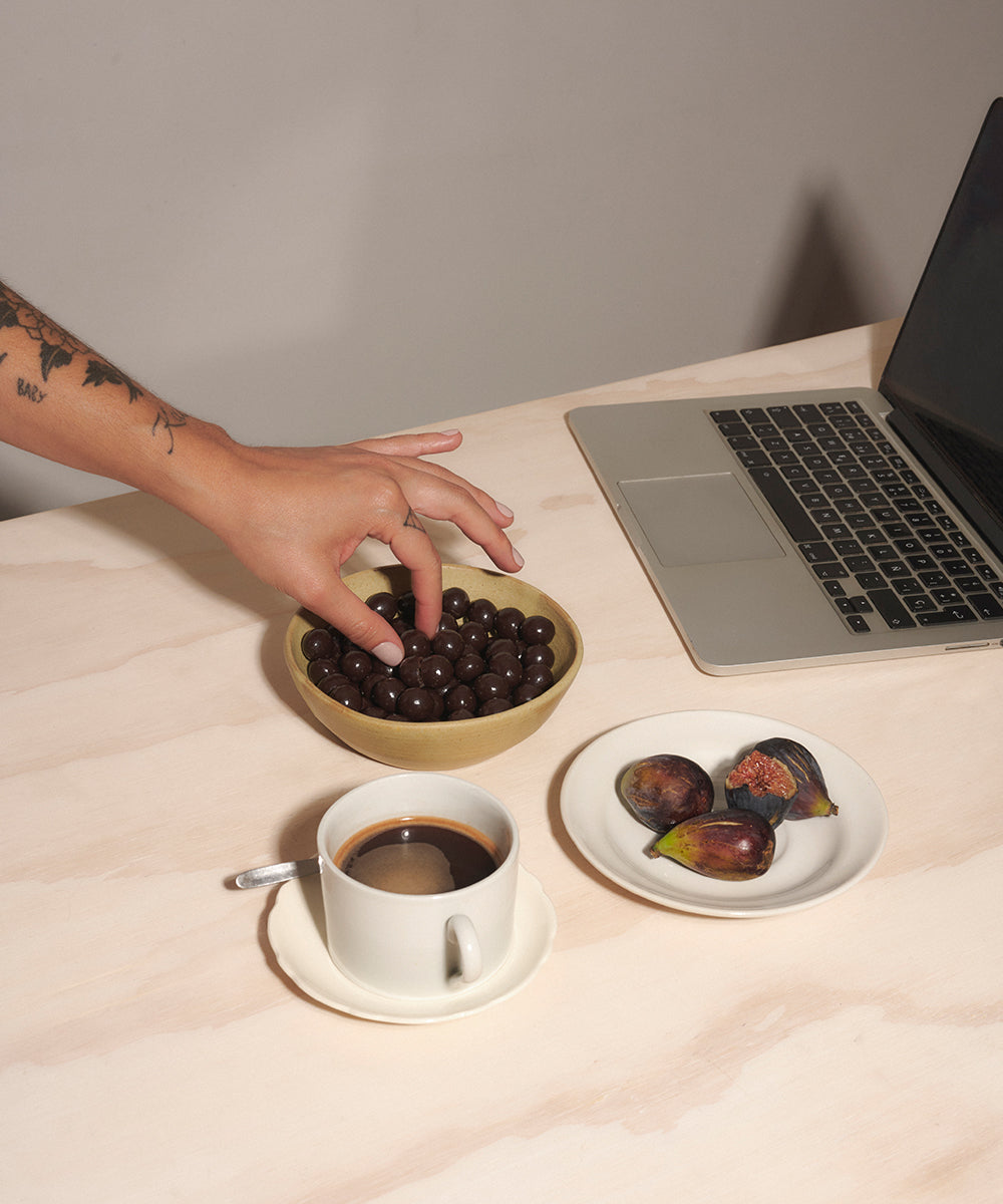 Avellanas Bañadas en Chocolate de Leche 100 g.